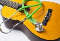 gitarre+stethoskop.jpg